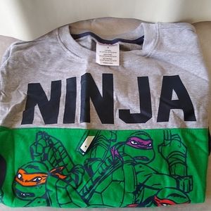 Long sleeve sweatshirt boy size small